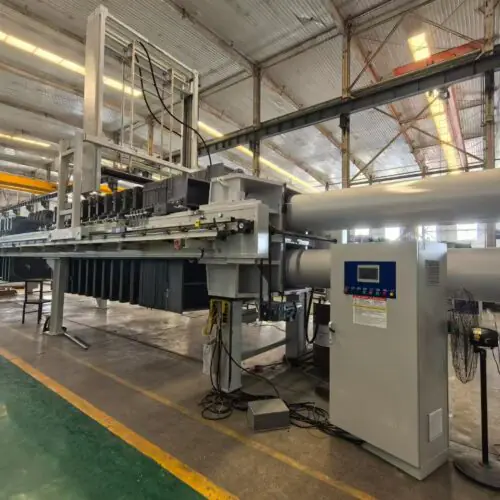 Fully automatic chamber filter press in industrial workshop, high-efficiency solid-liquid separation equipment