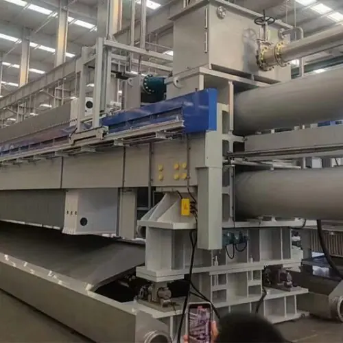 Metallurgical automatic filter press for mineral concentrate dewatering